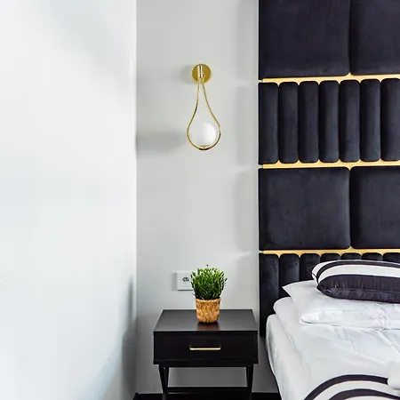 Czarna Perla Z Klimatyzacja - Solny A248 * كولوبرزيغ